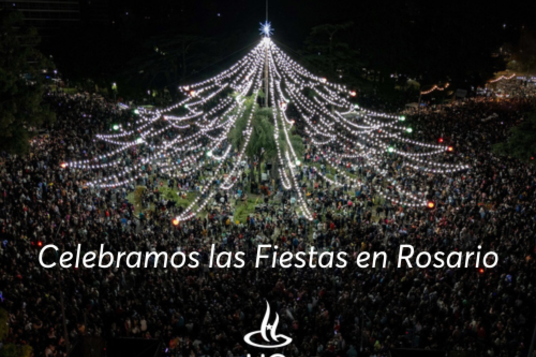 Tradicional arbolito navideño de Oroño y Pellegrini Tradicional arbolito navideño de Oroño y Pellegrini
